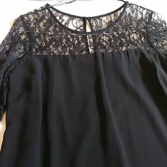 🆕Long sleeved Lace Dress - Picture 6 of 11